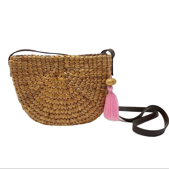 Handbags - SOLD! Water Hyacinth Straw Women’s Bag